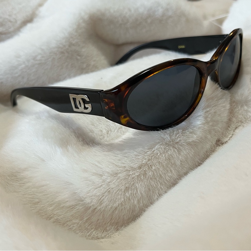 Dolce & Gabbana Tortoiseshell Black Oval Sunglasses